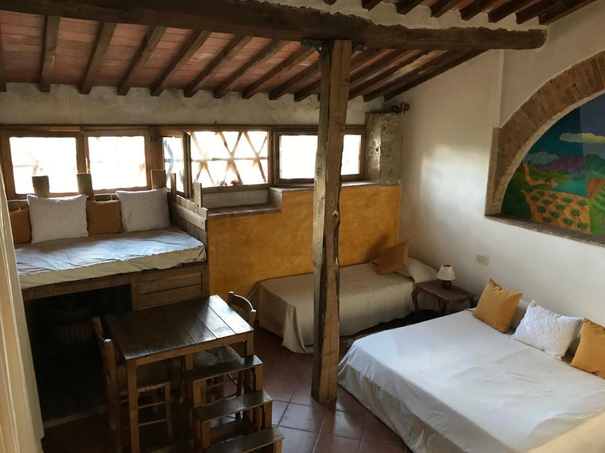 Вилла Agriturismo Biologico Ebbio Монтериджиони Экстерьер фото